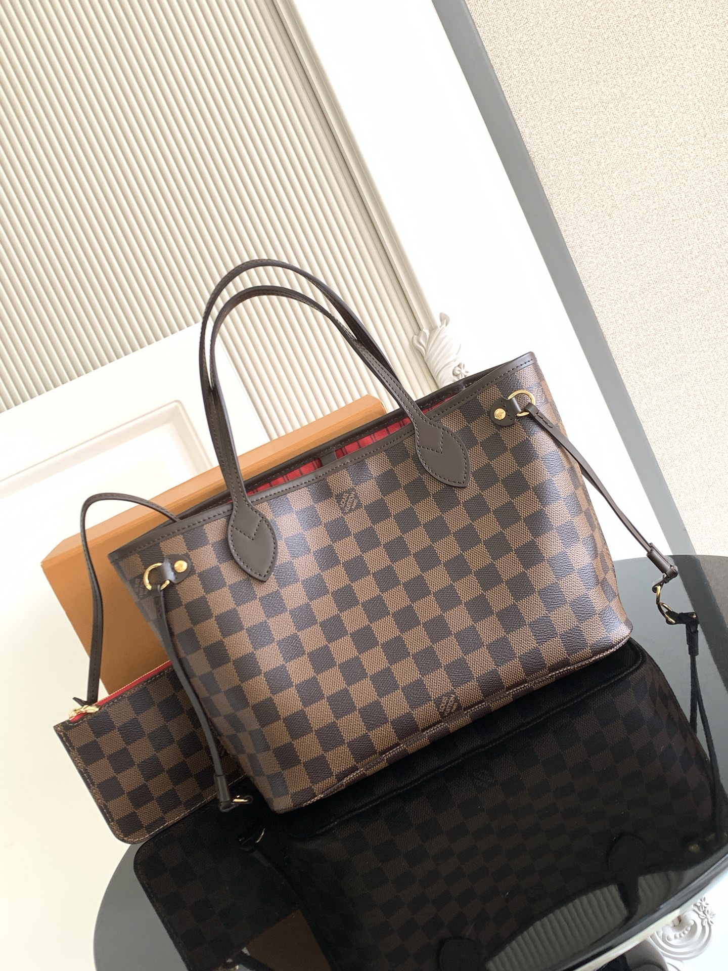 Louis Vuitton 𝟏𝟔𝟑𝐜𝟎𝟏动态芯片