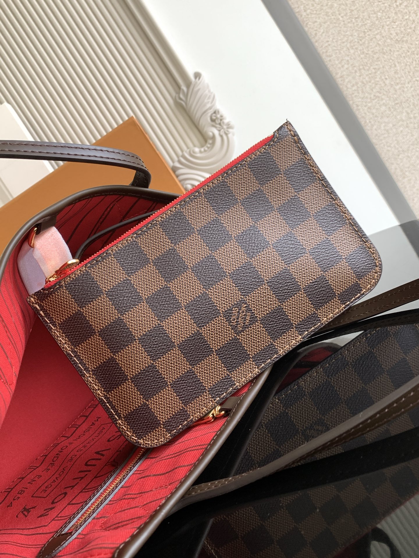 Louis Vuitton 𝟏𝟔𝟑𝐜𝟎𝟏动态芯片
