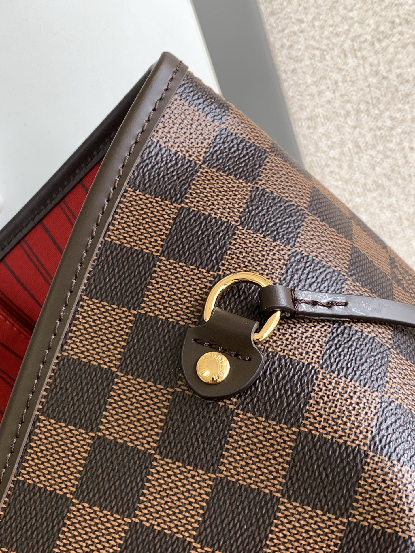 Louis Vuitton 𝟏𝟔𝟑𝐜𝟎𝟏动态芯片