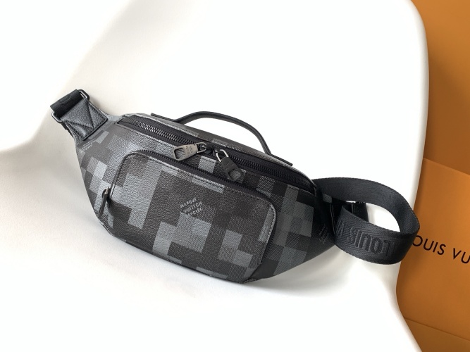 Louis Vuitton Damoflage Black Canvas Rush Belt Bag M14920, 30 x 15 x 8 cm 1 Louis Vuitton Damoflage Black Canvas Rush Belt Bag M14920, 30 x 15 x 8 cm
