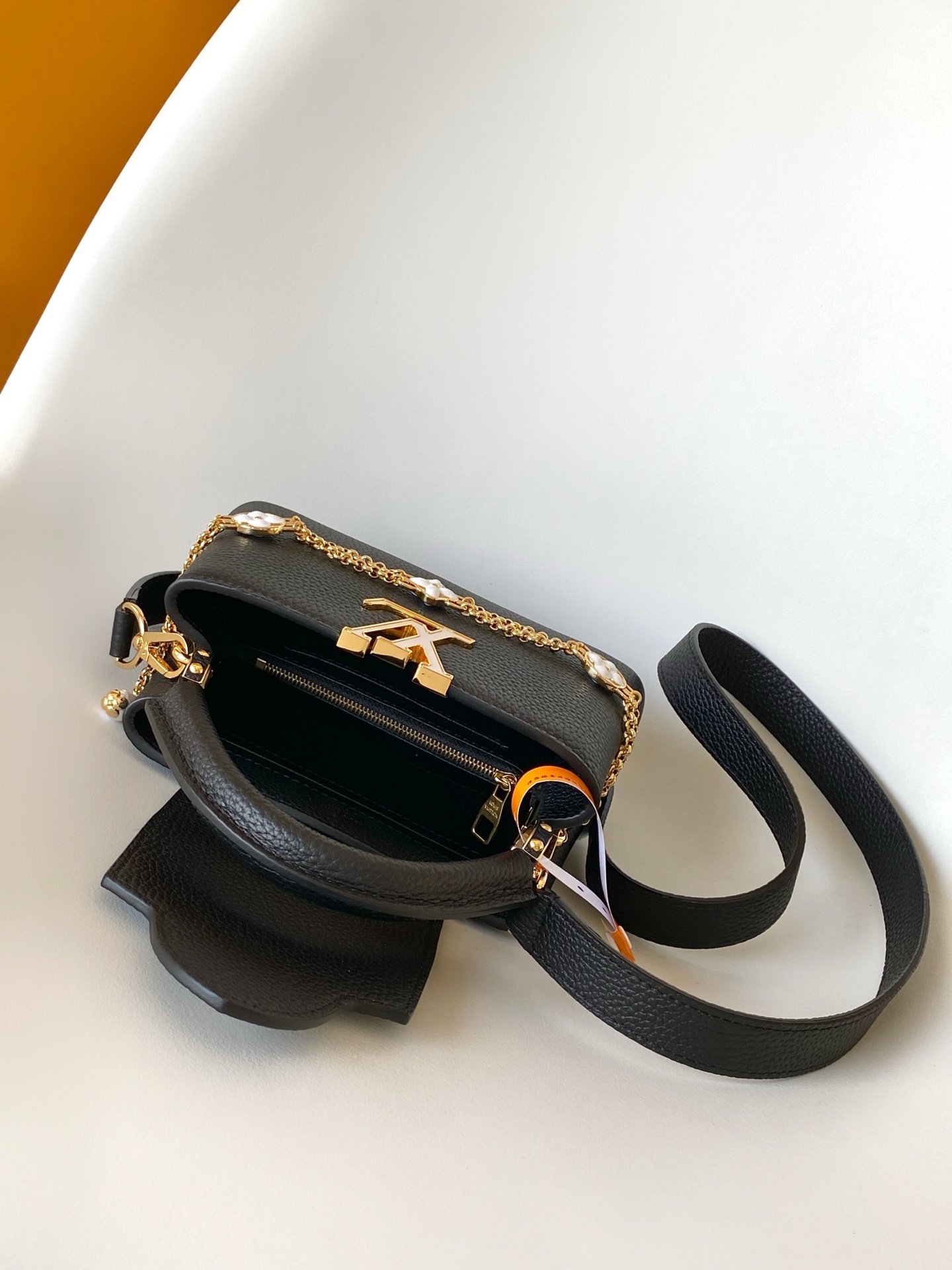 Louis Vuitton Capucines Mini