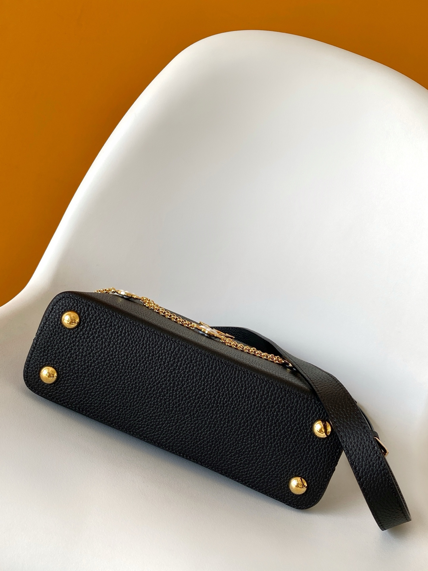 Louis Vuitton Capucines