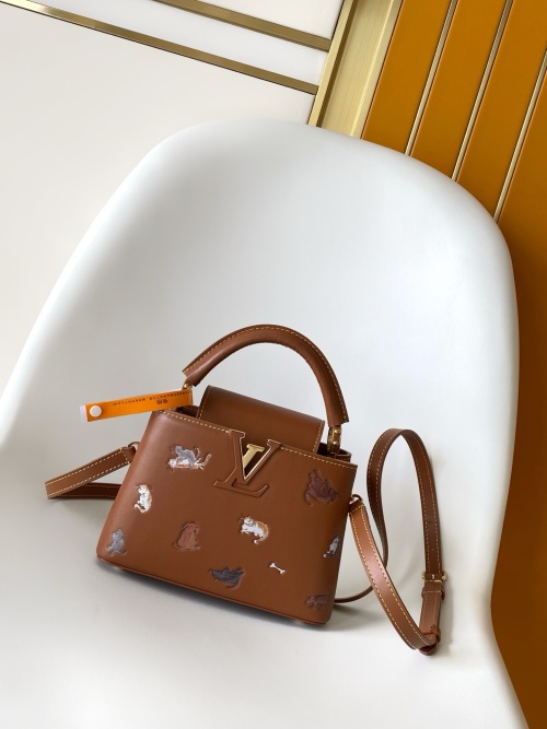 Louis Vuitton Capucines BB Bag with Grace Coddington Cat Print, 27 x 17.3 x 9 cm 17 Louis Vuitton Capucines BB Bag with Grace Coddington Cat Print, 27 x 17.3 x 9 cm
