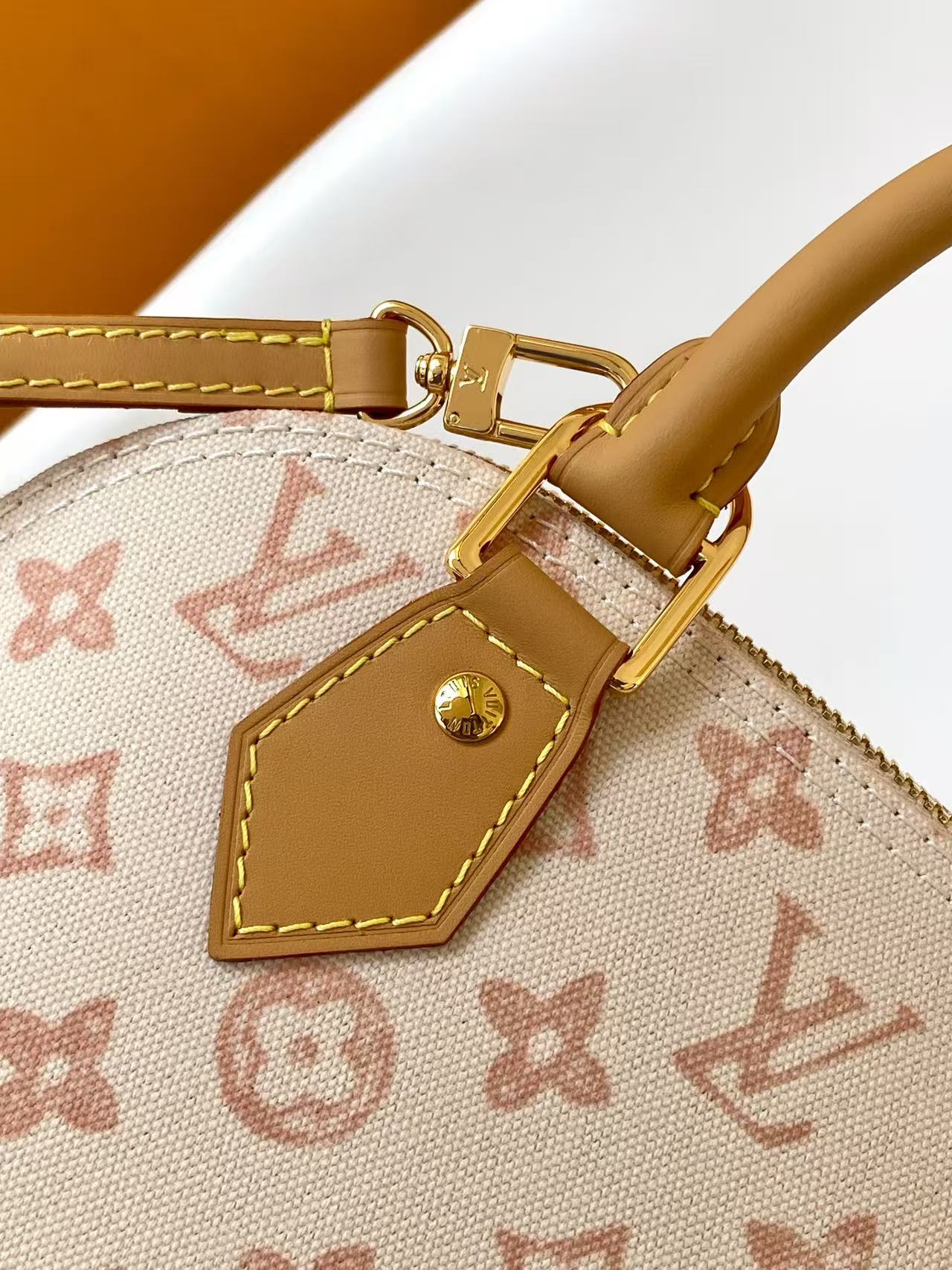 Louis Vuitton M27525米色 M28272玫红