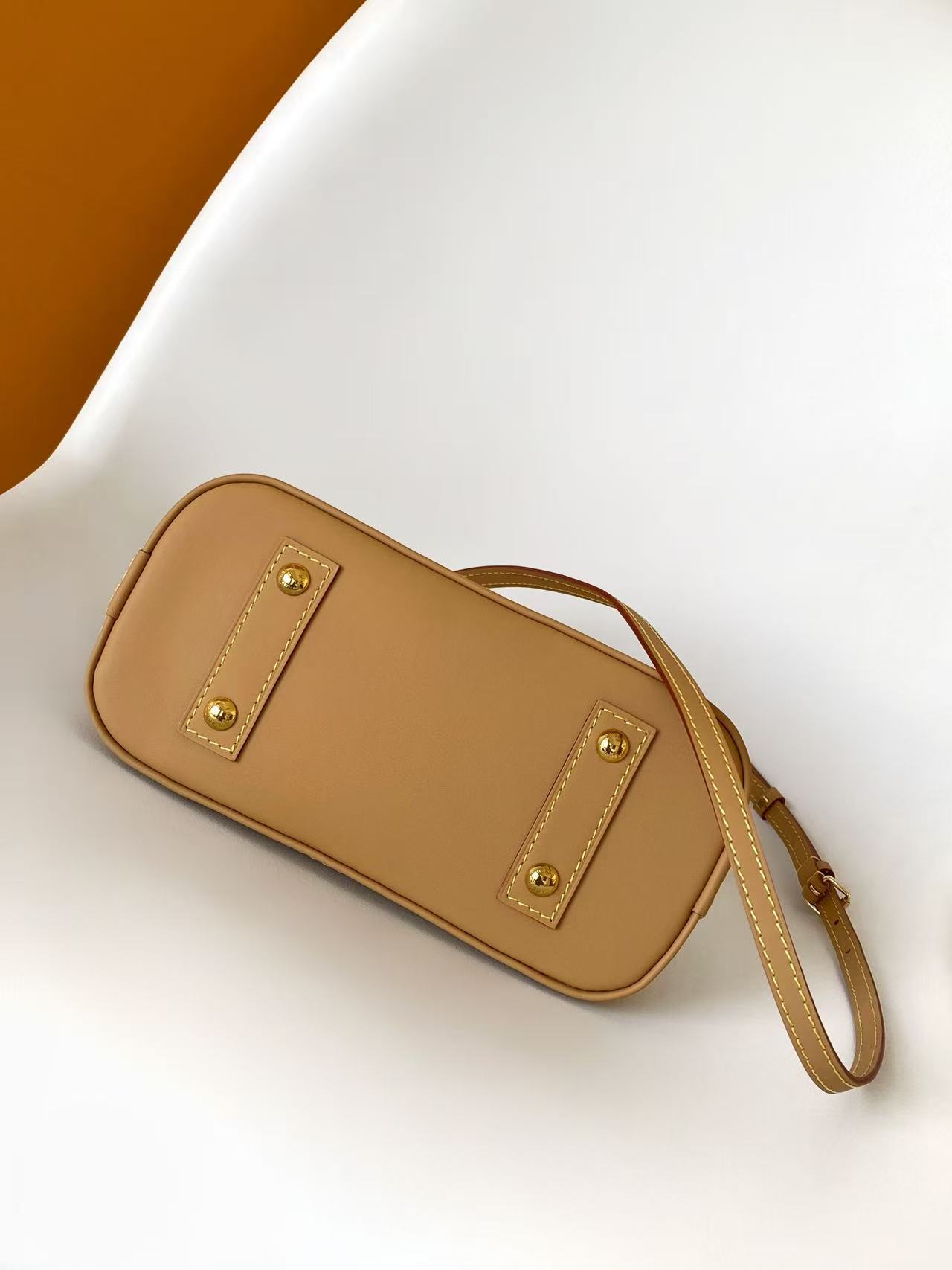 Louis Vuitton M27525米色 M28272玫红
