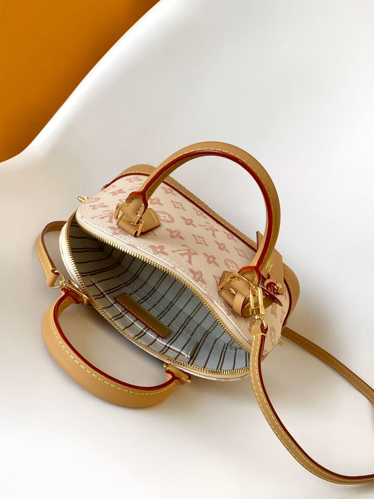 Louis Vuitton M27525米色 M28272玫红