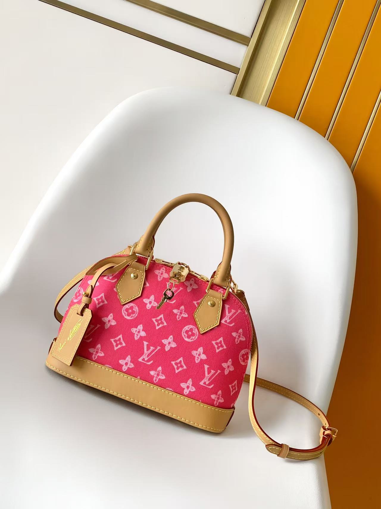 Louis Vuitton M27525米色 M28272玫红