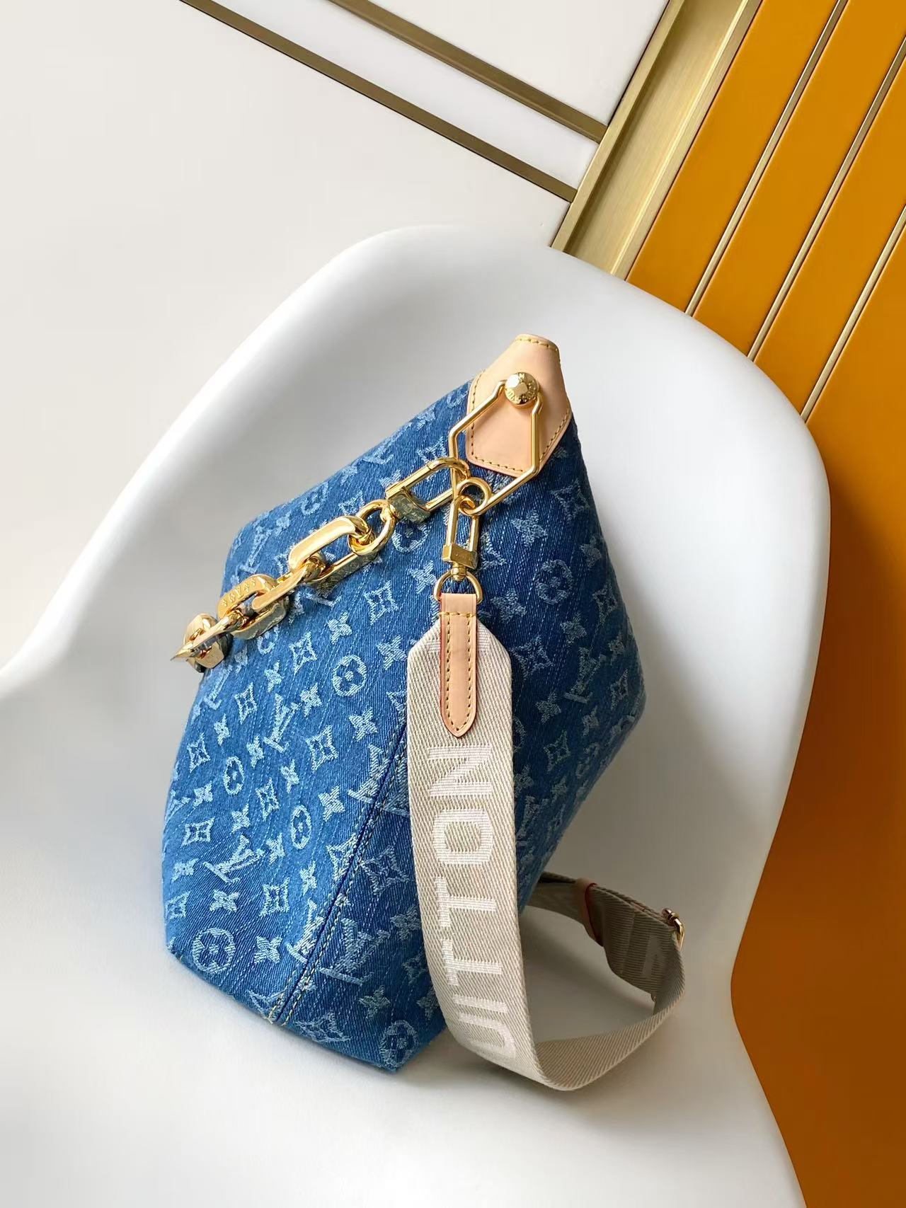 Louis Vuitton M13390灰色 M28331蓝色