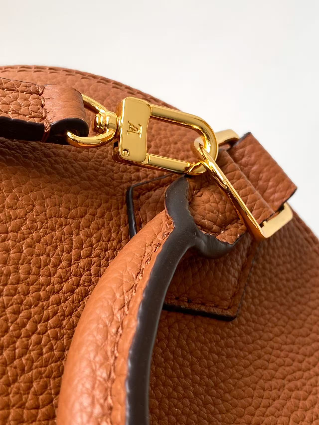 LOUIS VUITTON Tan Alma Trunk BB