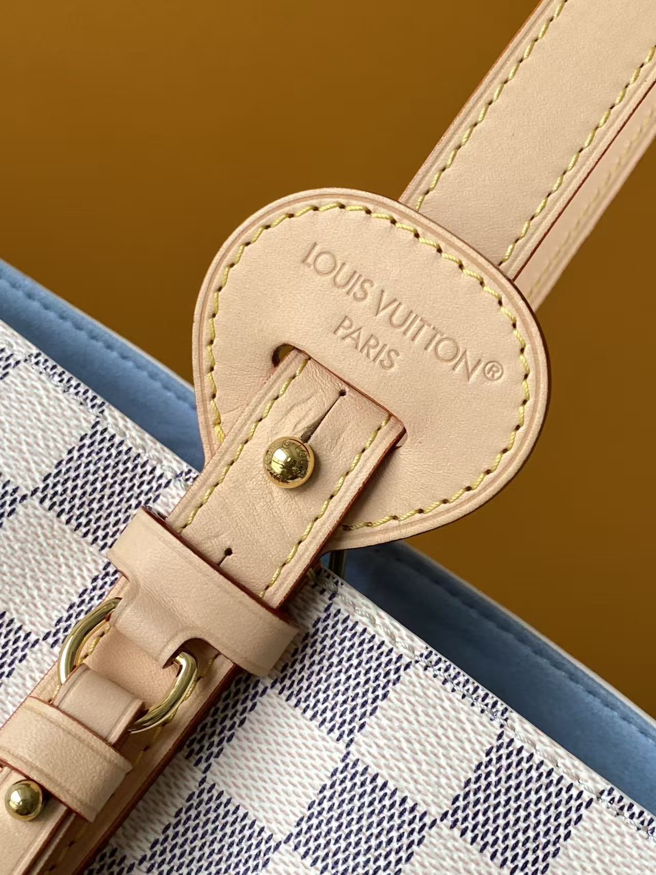 Louis Vuitton 款号：N40855白格 带163芯片