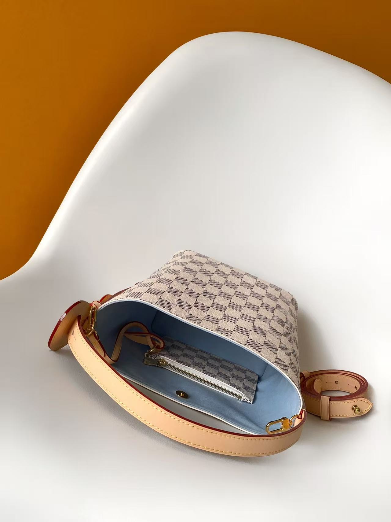 Louis Vuitton 款号：N40855白格 带163芯片