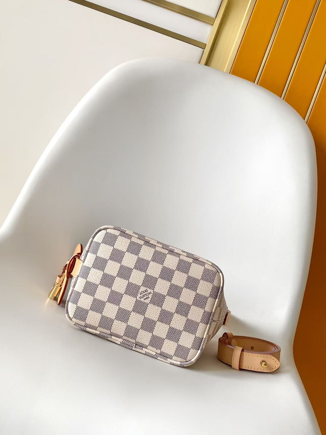Louis Vuitton 款号：N40855白格 带163芯片