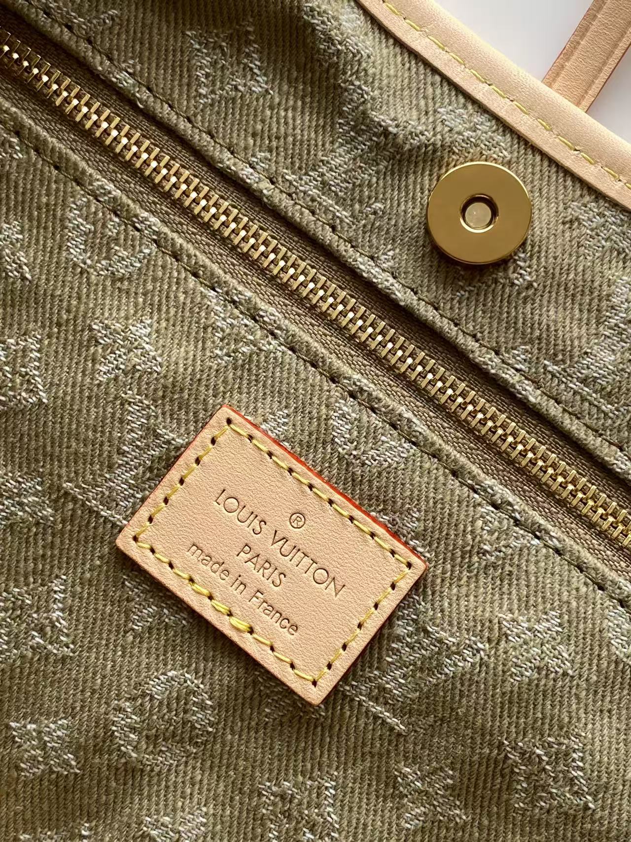 Louis Vuitton M28287蓝色 M27623绿色