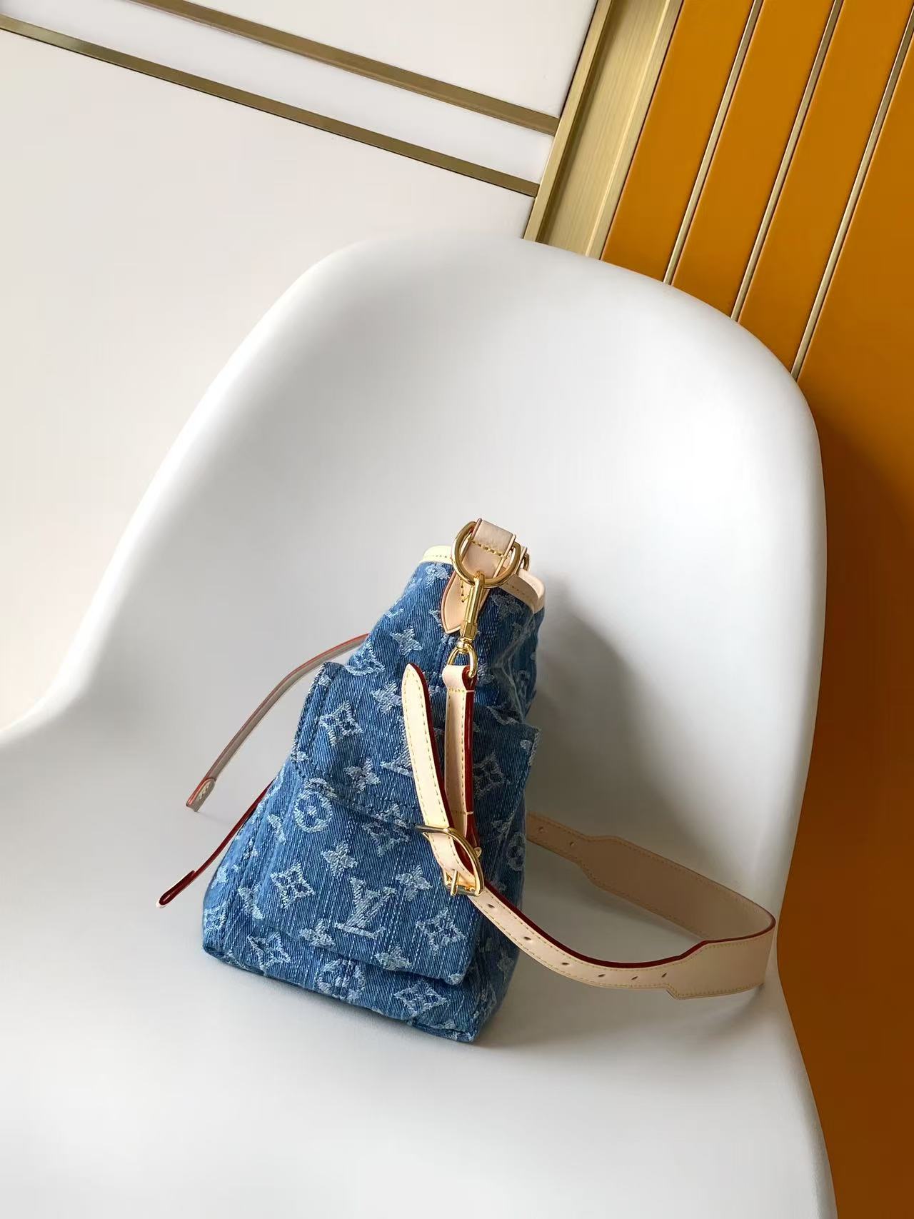 Louis Vuitton M28287蓝色 M27623绿色