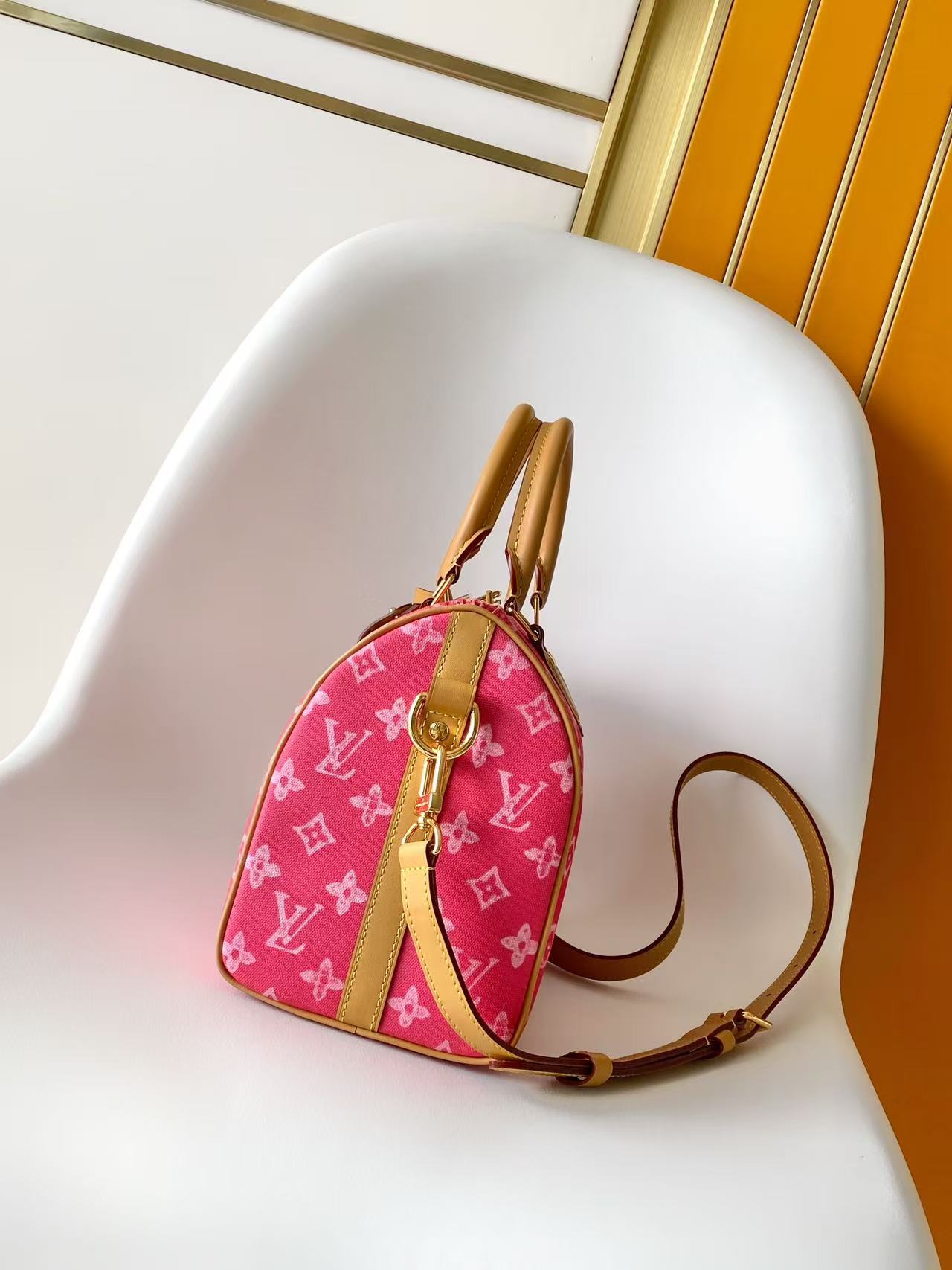 Сумка Louis Vuitton Speedy Bandoulière 25 с монограммой