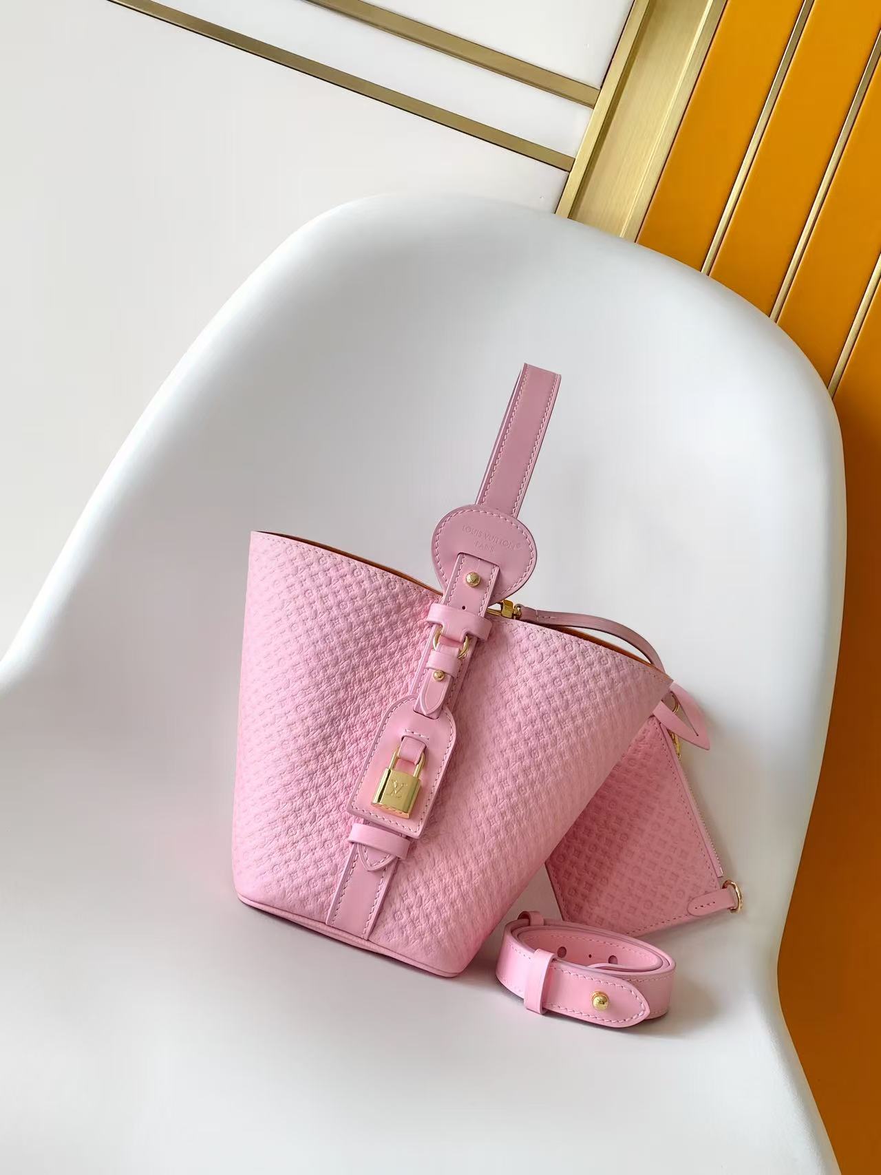 LOUIS VUITTON Light Bliss All In BB