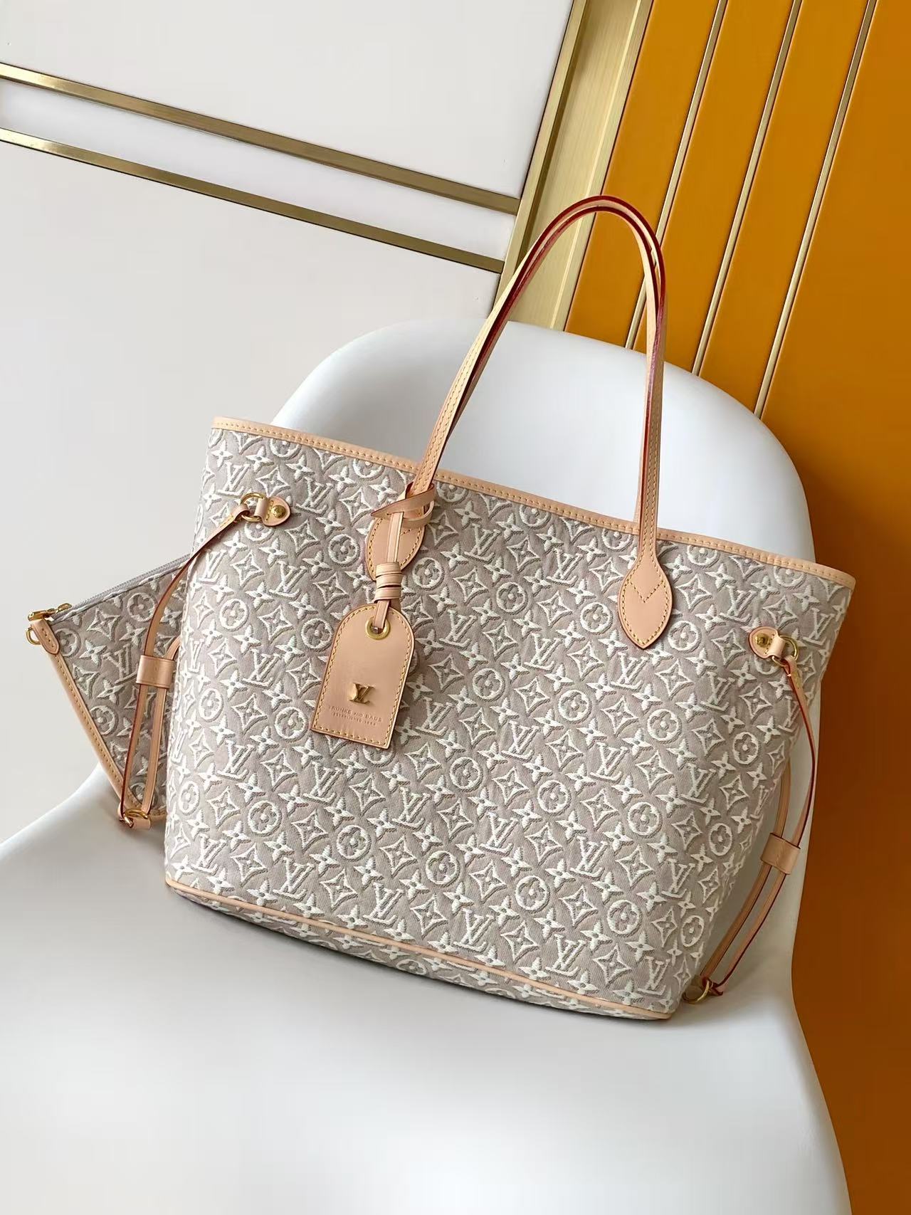 Louis Vuitton Neverfull MM