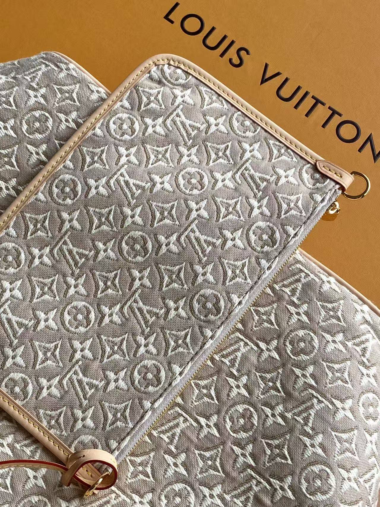 Louis Vuitton Neverfull MM