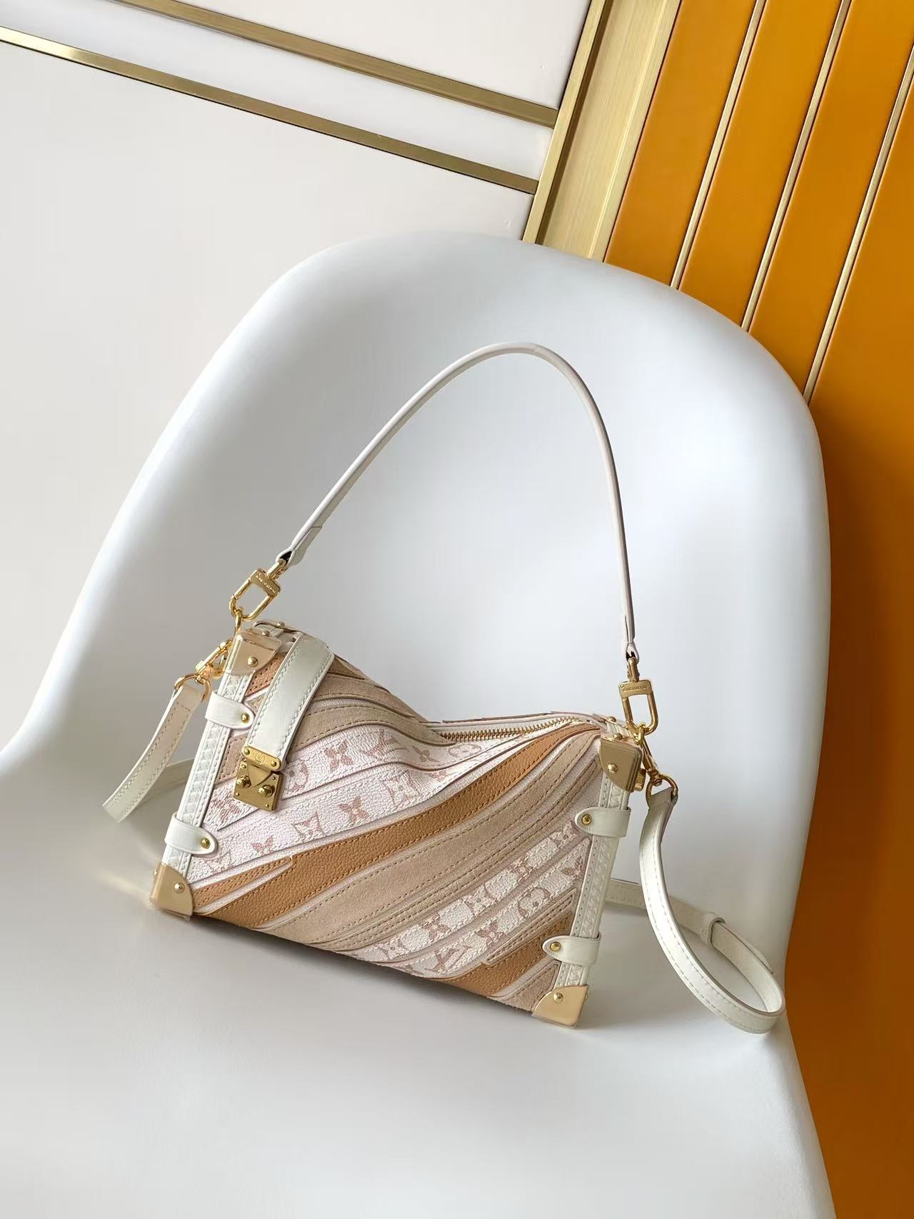 LOUIS VUITTON Quartz Side Trunk MM