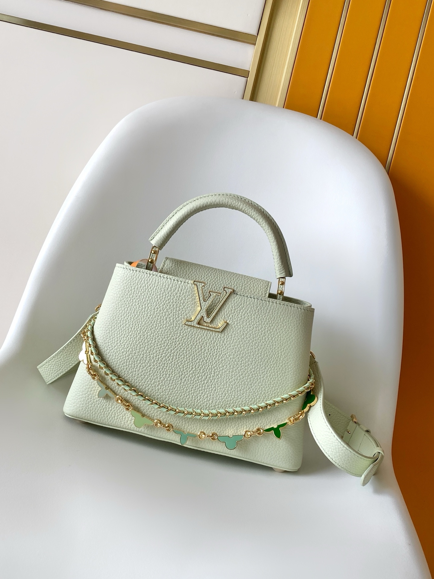 LOUIS VUITTON Minty Capucines Mini Flowergram