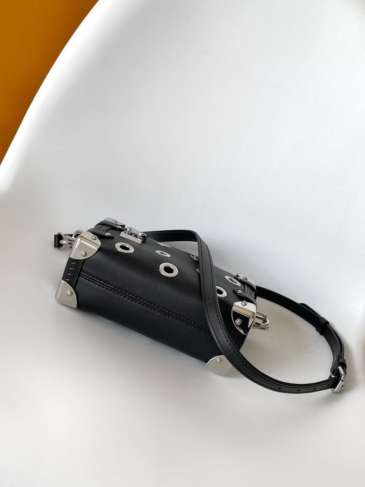 louis vuitton black eyelet side trunk pm