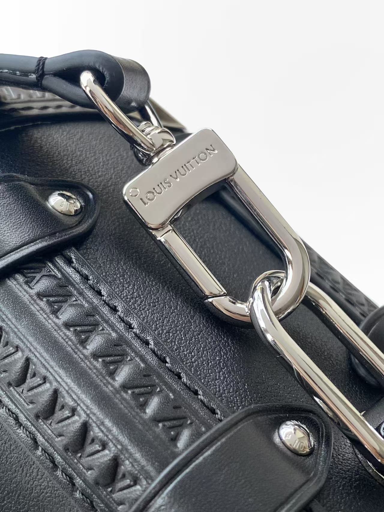 louis vuitton black eyelet side trunk pm