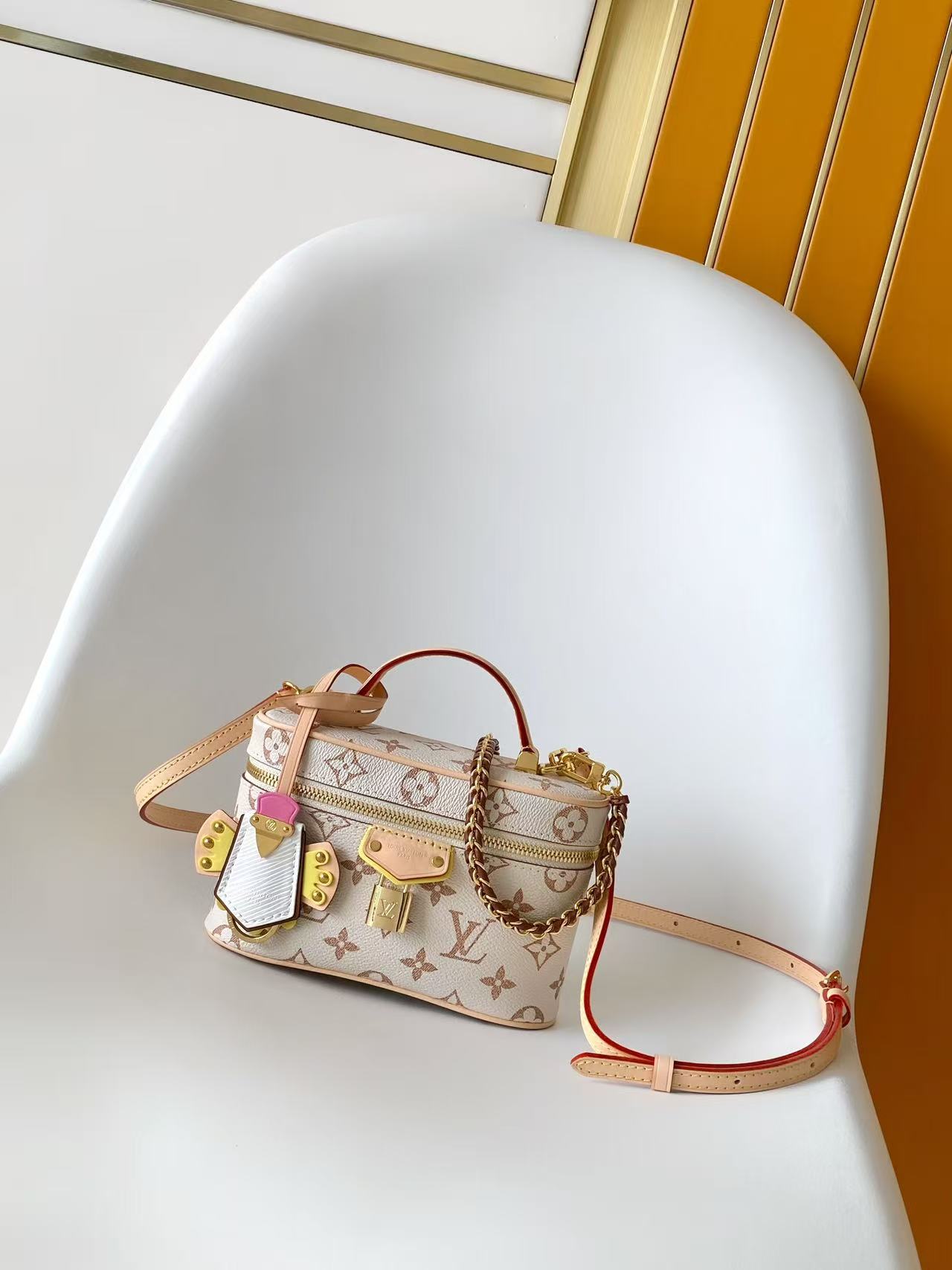 Louis Vuitton Monogram Chain Top-Handle Bag