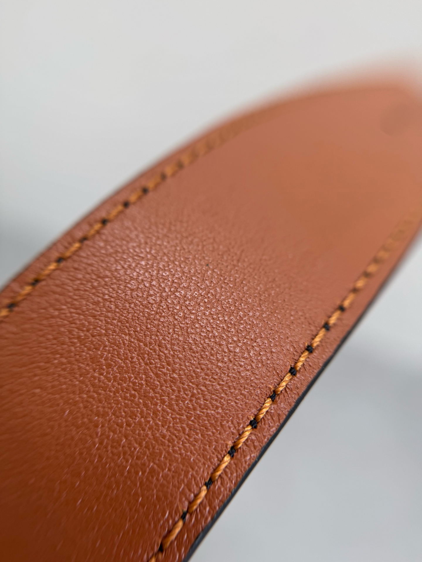 Loewe Leather Belt with Signature Logo Buckle, Stylish and Durable 10 i1746685624357 4841 0 8
