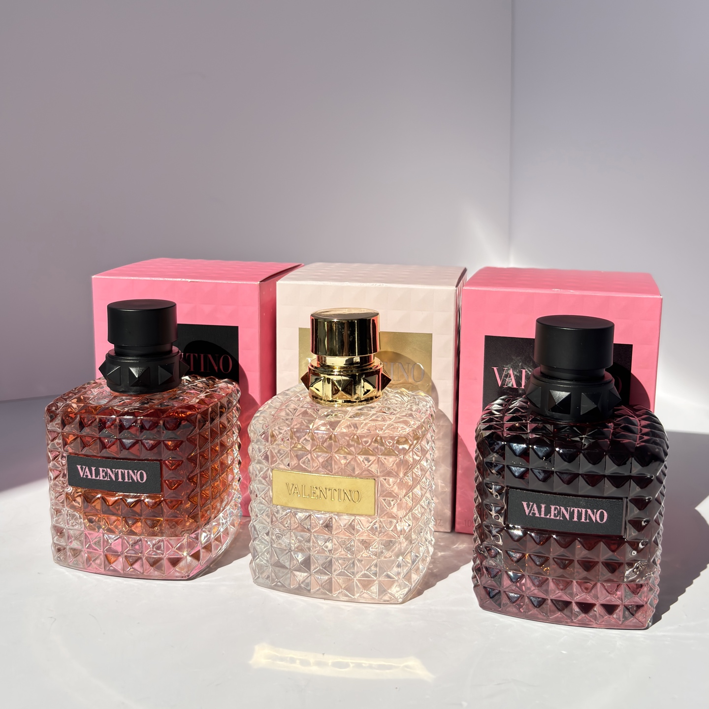 100💰原单品质
华伦天奴香水三款合集
唐娜小姐 
朋克甜心
冒险小姐
实拍！！！！！！