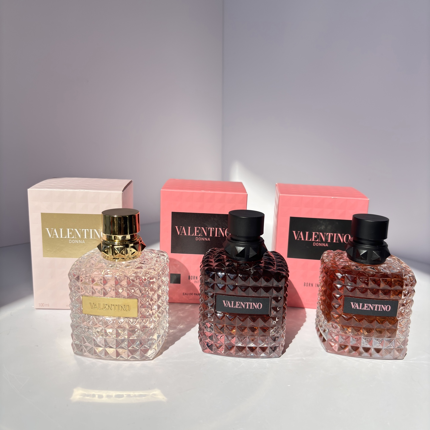 100💰原单品质
华伦天奴香水三款合集
唐娜小姐 
朋克甜心
冒险小姐
实拍！！！！！！