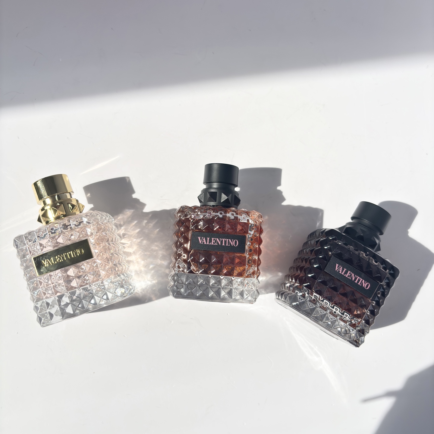 100💰原单品质
华伦天奴香水三款合集
唐娜小姐 
朋克甜心
冒险小姐
实拍！！！！！！