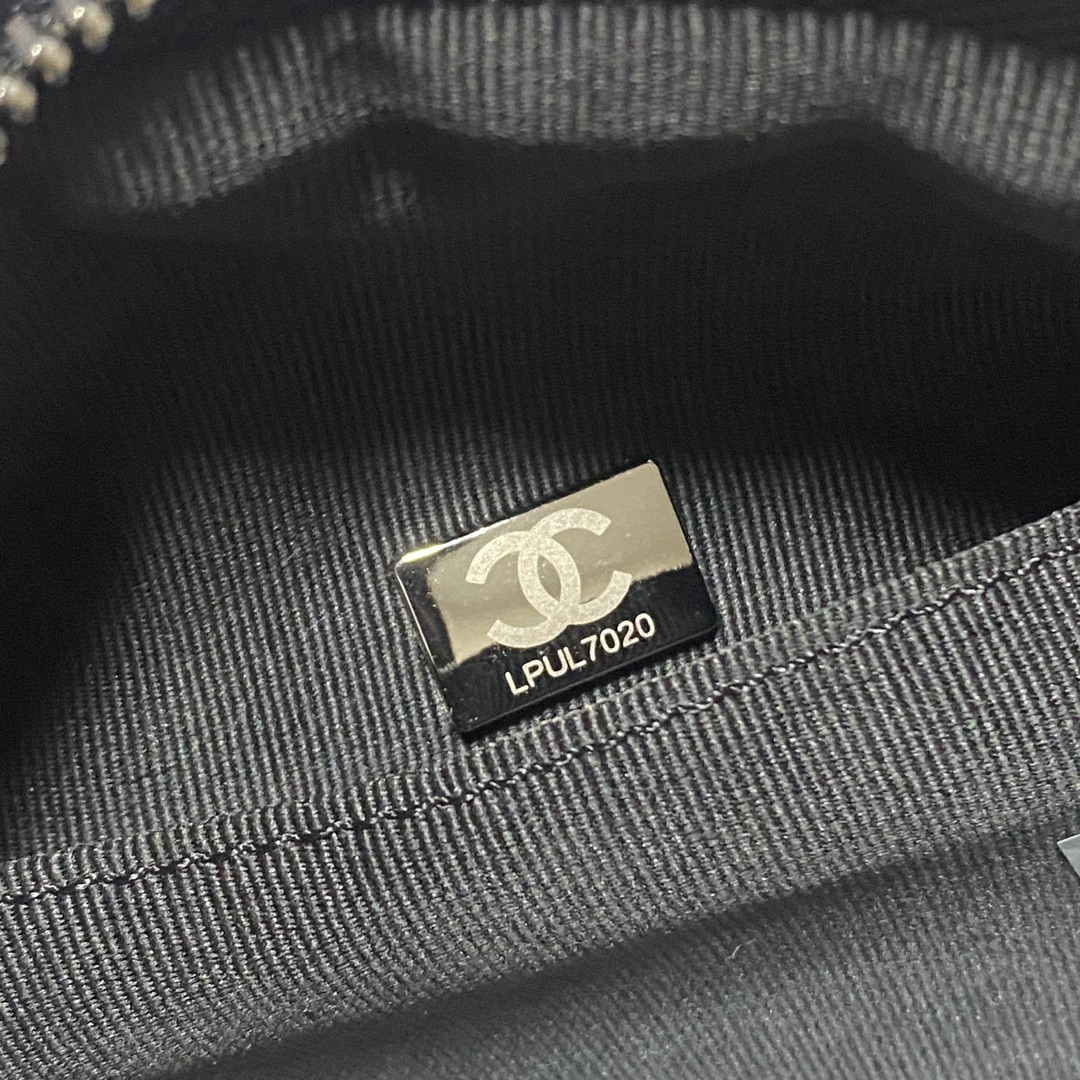 现货Chanel23C秋冬羊毛新款保龄球包Furbagblingbling的可肩背可斜挎太喜欢了公主般的