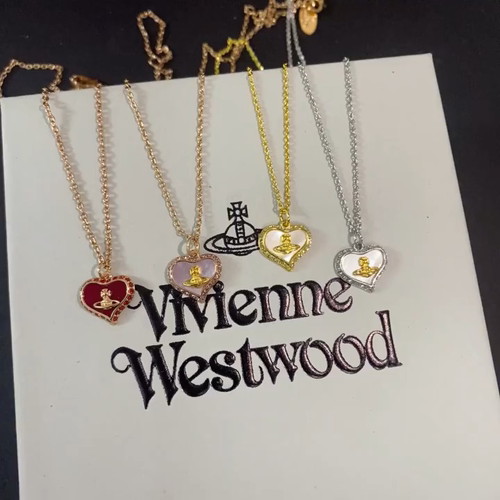 西太后土星爱心项链【VivienneWestwood】什么是快乐星球，来，这就是快乐星球！重磅推荐，闭眼