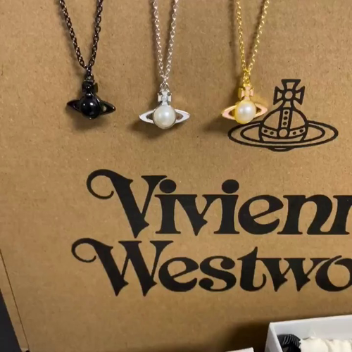 西太后项链【VivienneWestwood】什么是快乐星球，来，这就是快乐星球！重磅推荐，闭眼入准没错