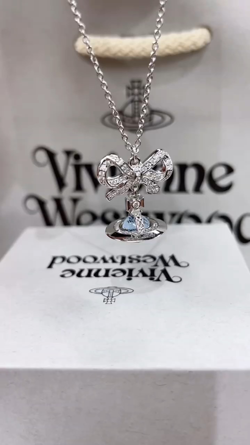 vivienne westwood西太后薇薇安💍英国时装设计师，时装的朋克之母！时尚潮流风格，品质强大，