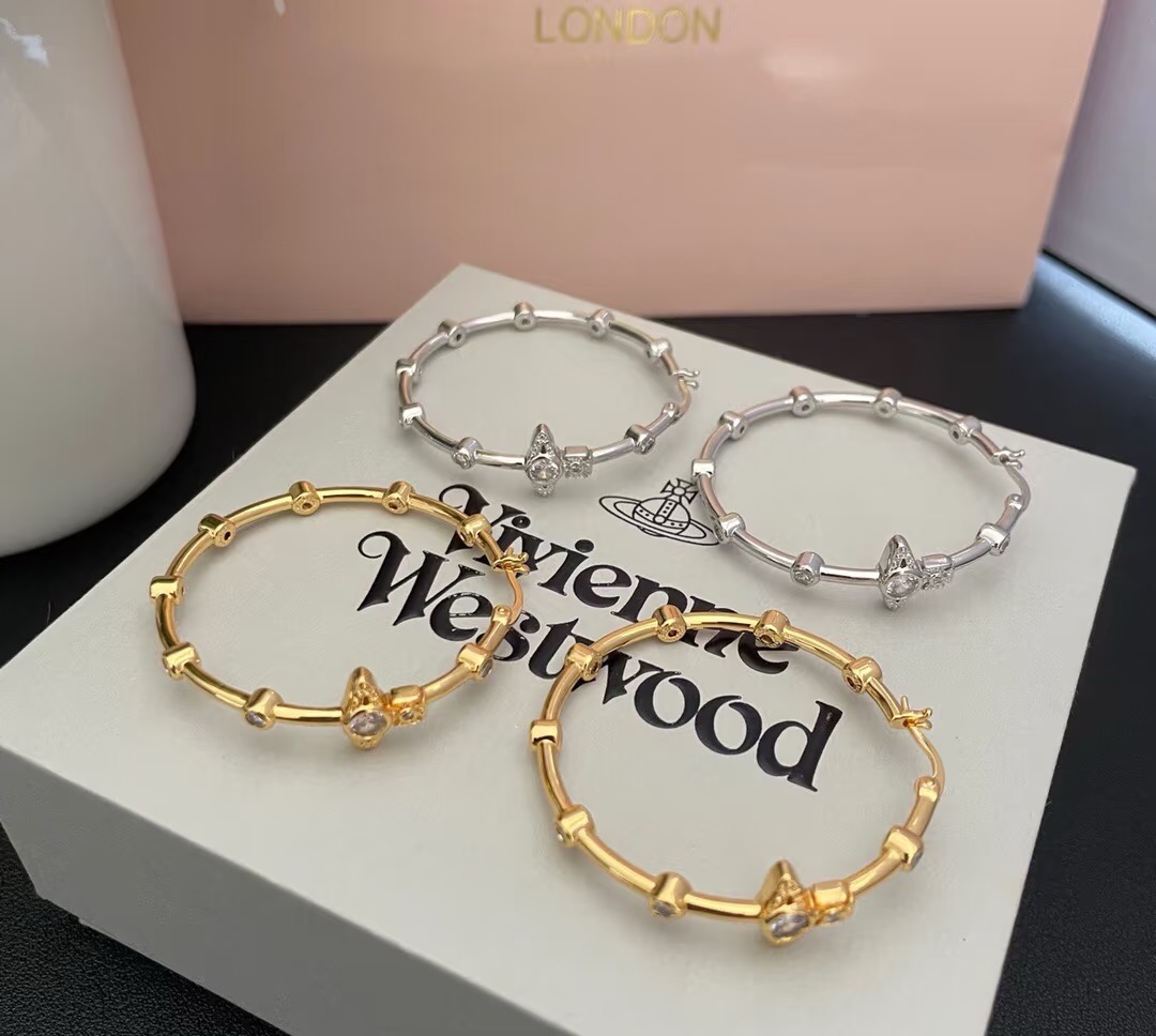 西太后【VivienneWestwood】什么是快乐星球，来，这就是快乐星球！重磅推荐，闭眼入准没错！纯粹王冠球是经典的