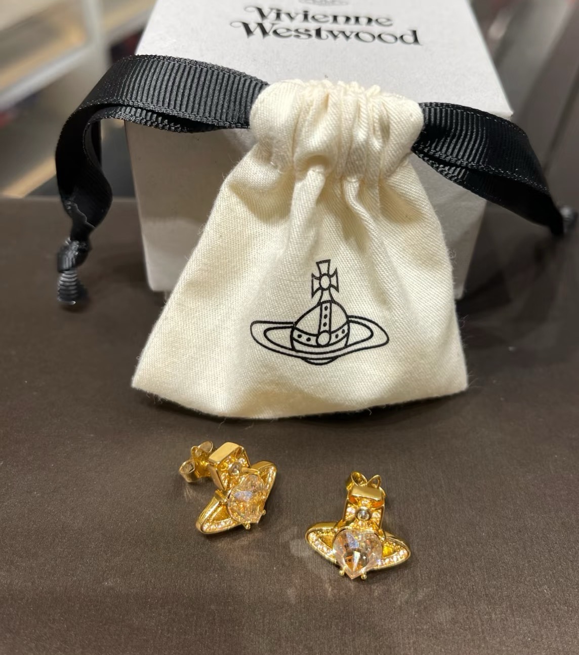 Vivienne Westwood 爱心白钻 西太后【VivienneWestwood】什么是快乐星球 来 这就是快乐星球 重磅推荐