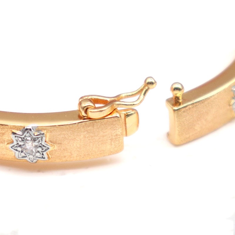 Buccellati V金材质 精工布契拉提镶钻手镯