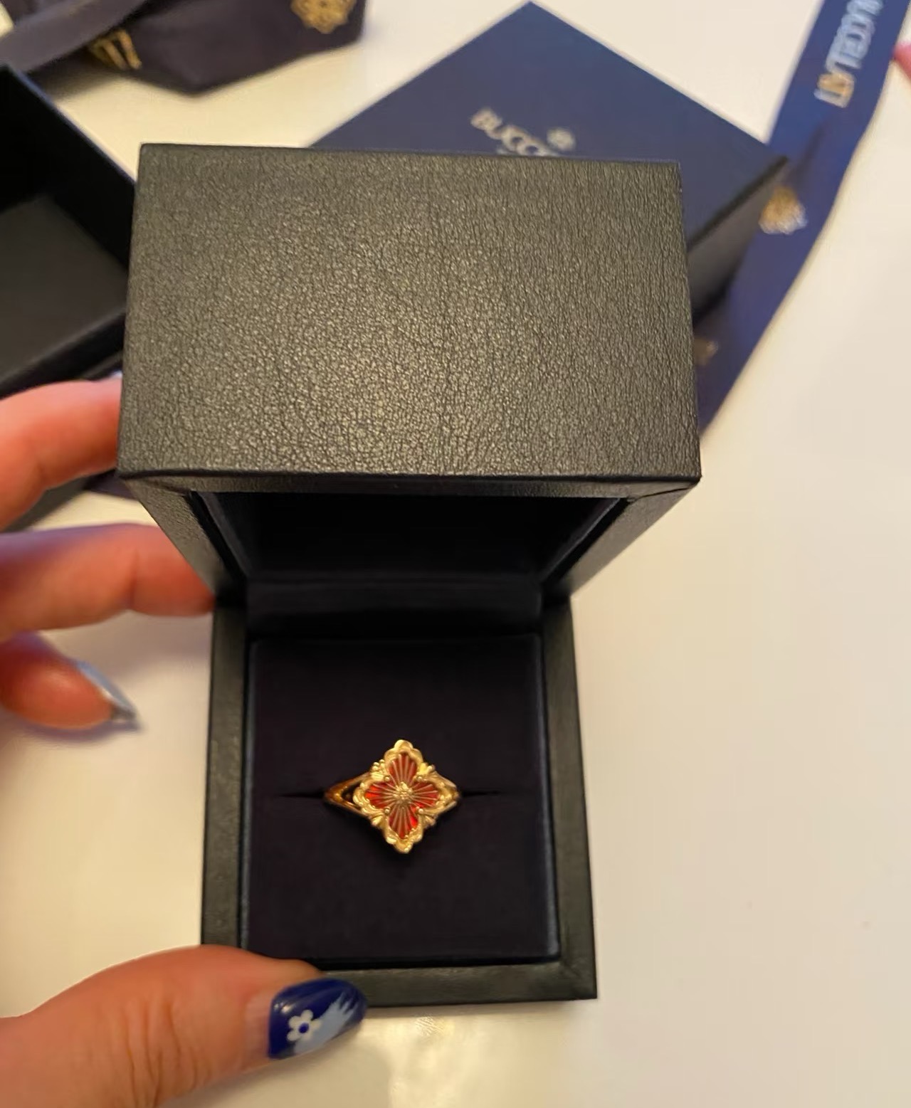 Buccellati V金材质 精工布契拉提红珐琅小号戒指 678码