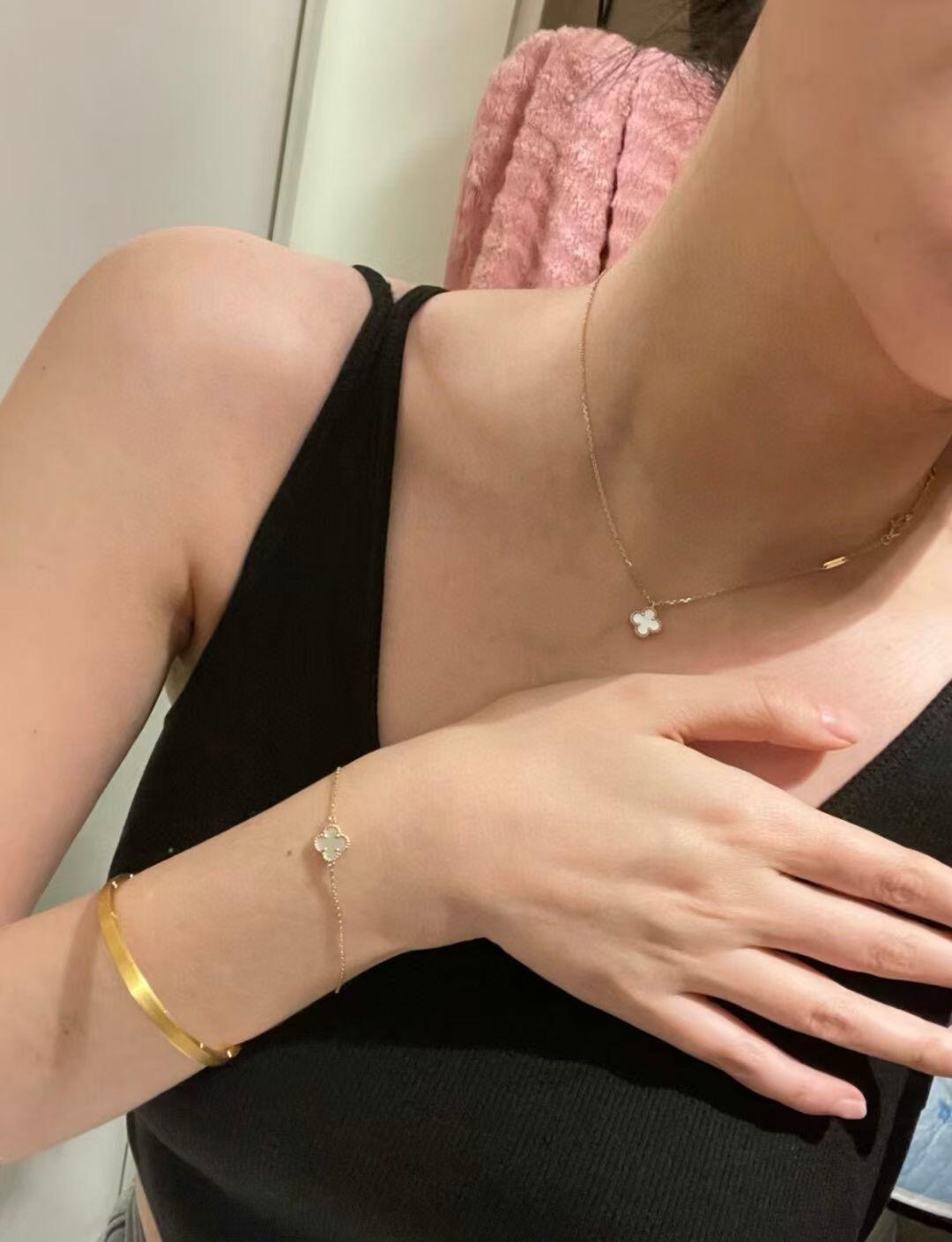 China Replica VCA Jewelry VCAES0402-4358