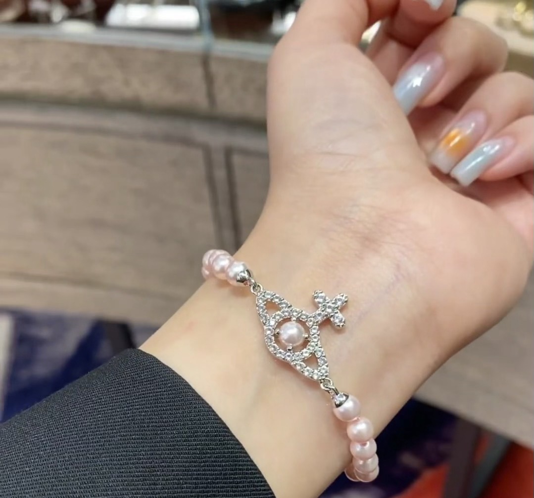 Vivienne Westwood 珍珠手链西太后【VivienneWestwood】什么是快乐星球 来