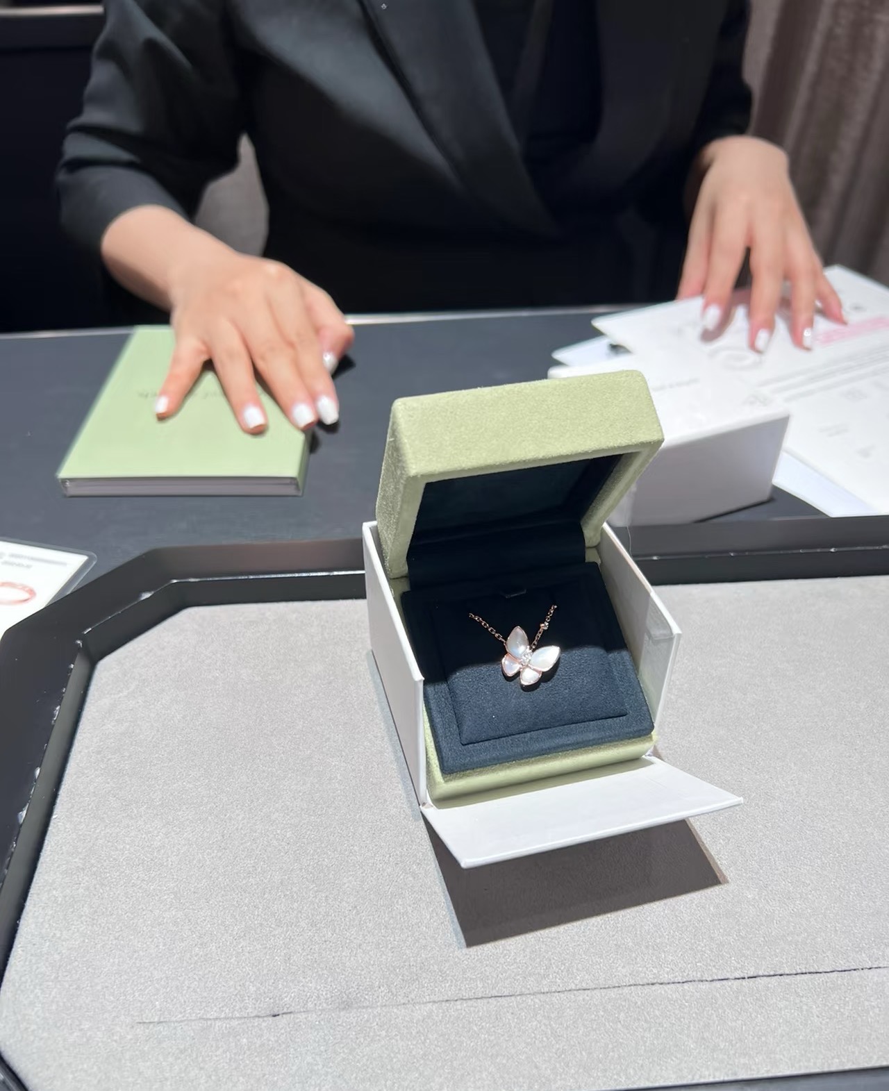 China Replica VCA Jewelry VCAES0406-3739