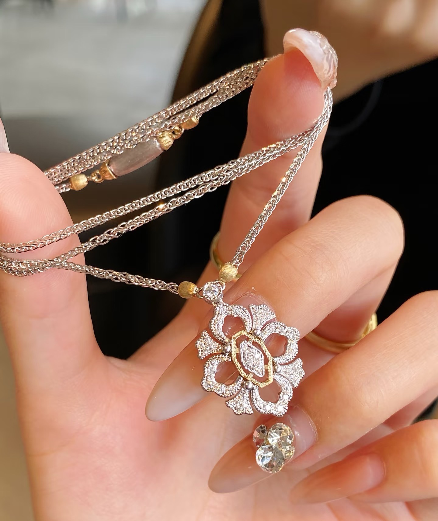 Buccellati V金材质 精工布契拉提满钻项链