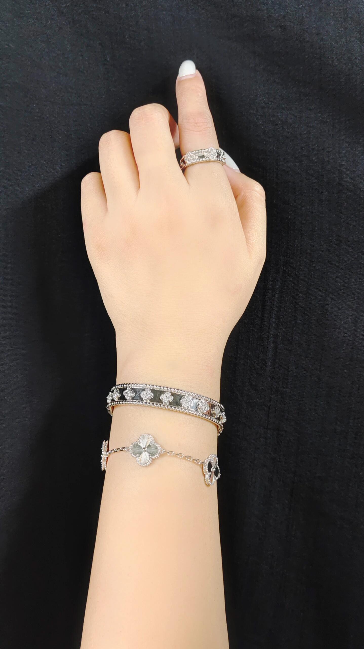 China Replica VCA Jewelry VCAES0406-2694