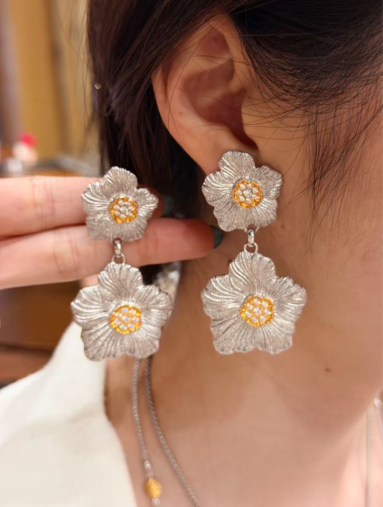 Buccellati V金材质布契拉提双花耳环