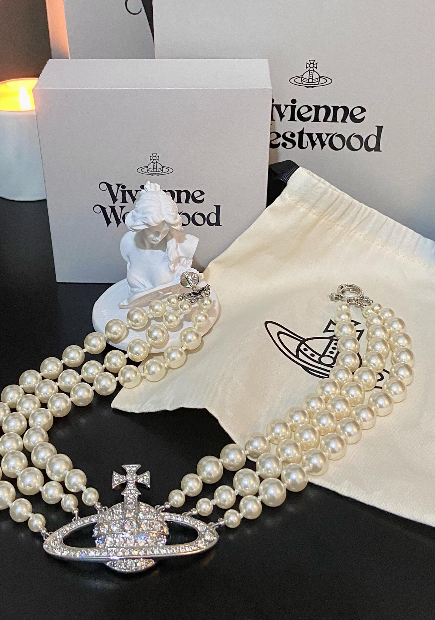 Vivienne Westwood薇薇安西太后三层珍珠项链 优雅大方精工设计   青春活力    一眼就被这款吸引了  