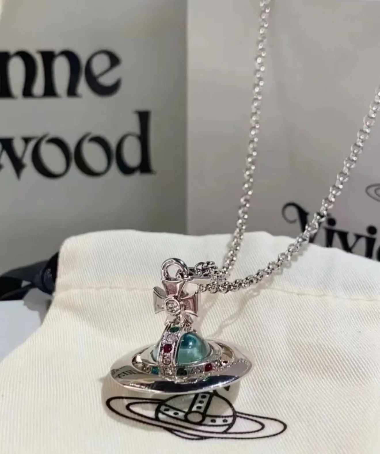 中号西太后【VivienneWestwood】什么是快乐星球，来，这就是快乐星球！重磅推荐，闭眼入准没错