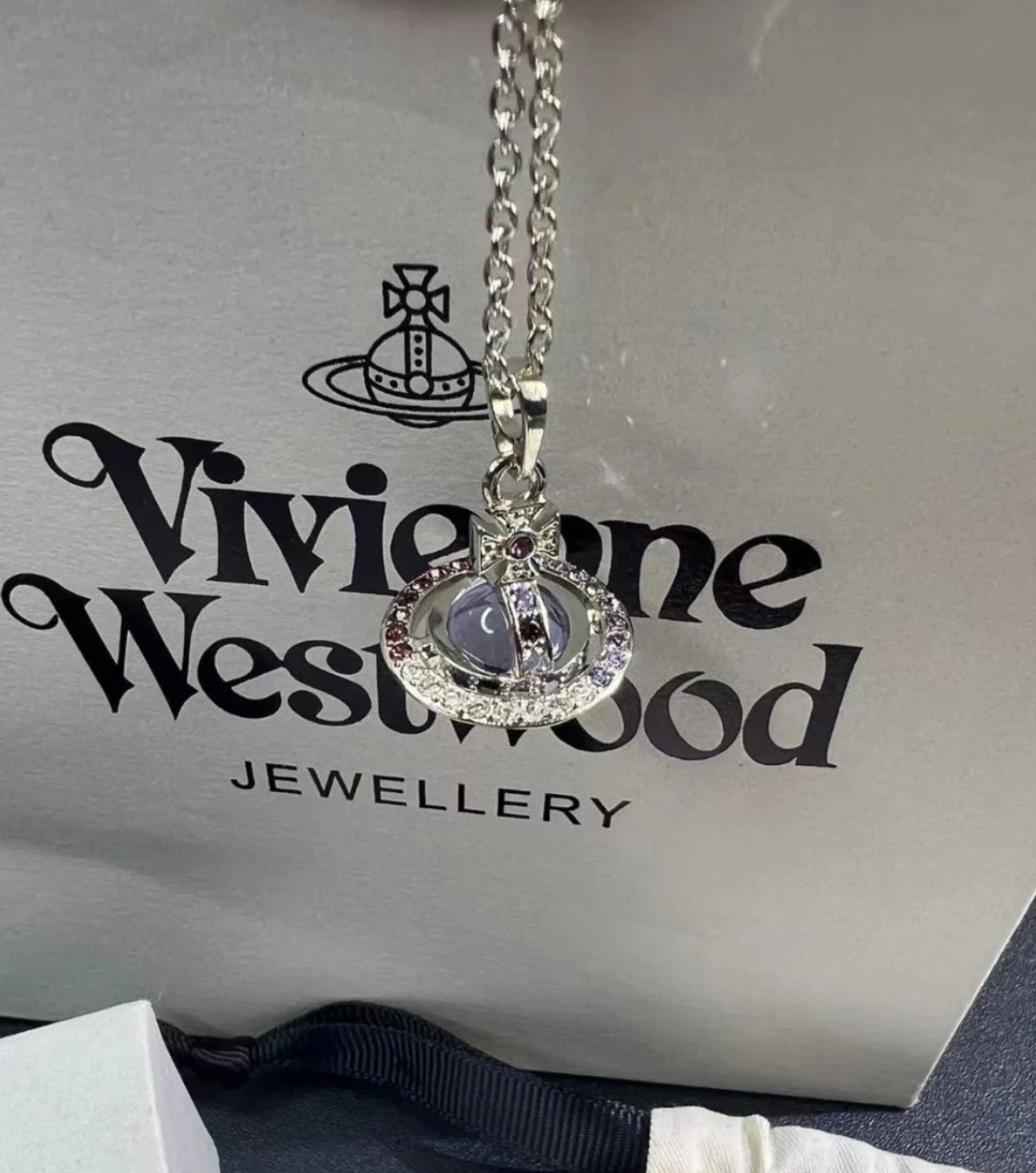 西太后【VivienneWestwood】什么是快乐星球，来，这就是快乐星球！重磅推荐，闭眼入准没错！纯