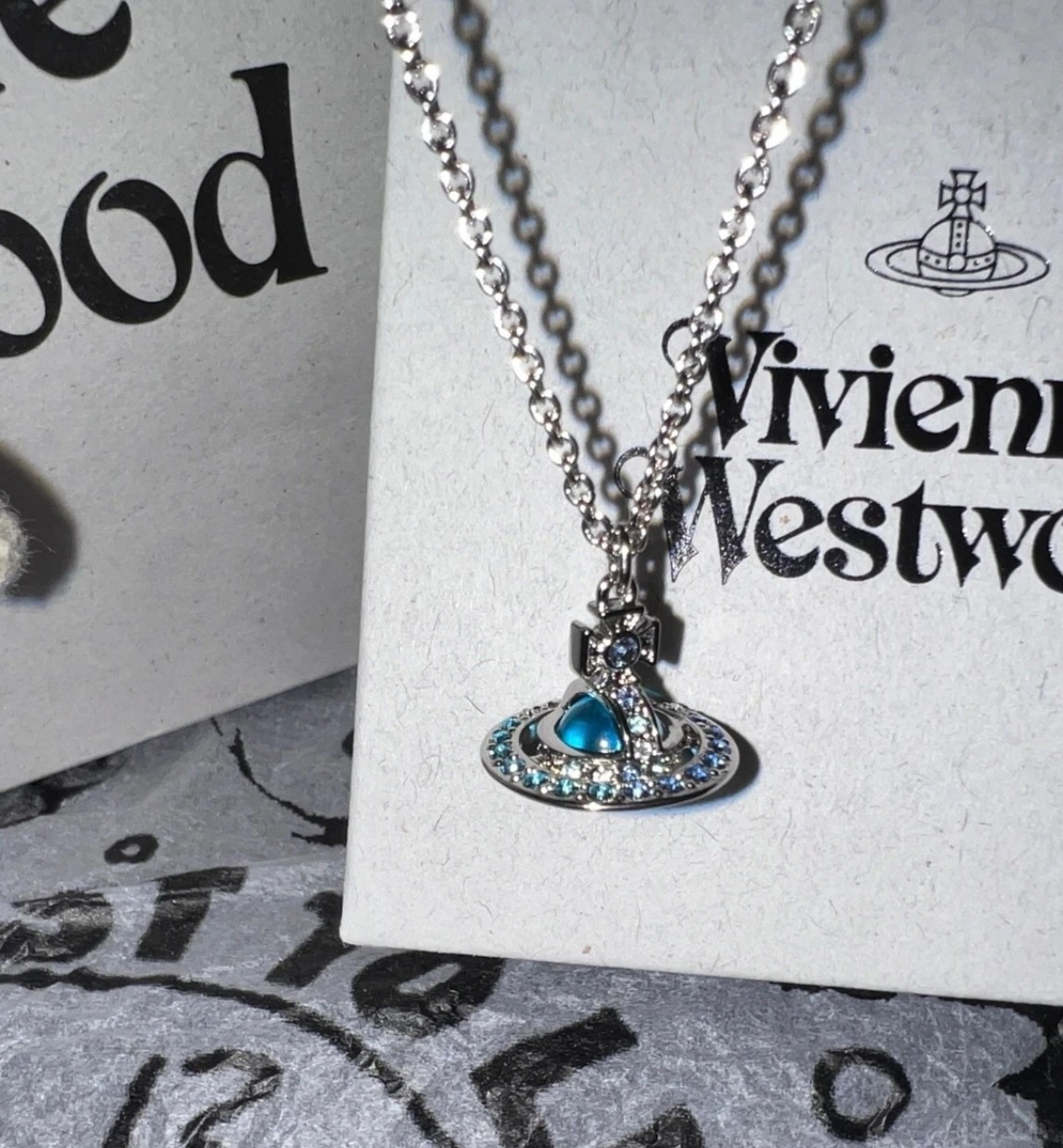 西太后【VivienneWestwood】什么是快乐星球，来，这就是快乐星球！重磅推荐，闭眼入准没错！纯