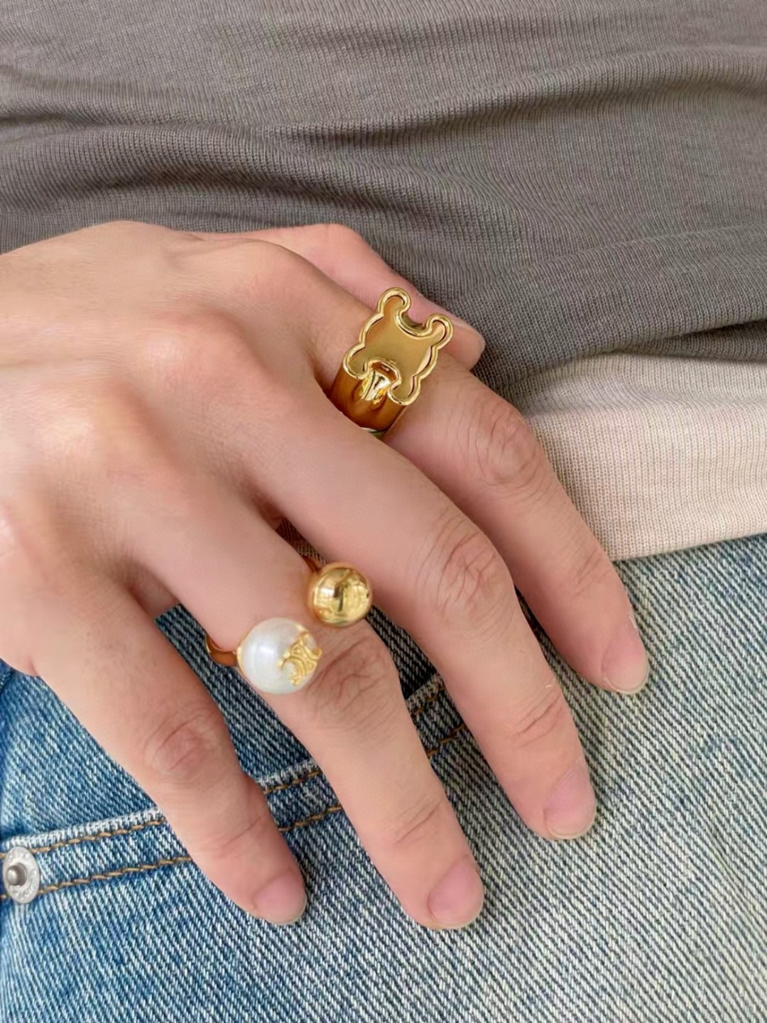 New Celine Initial ‘C’ Ring: Oversized Sculptural Letter in Polished Metal 18 a1705655505536 0371